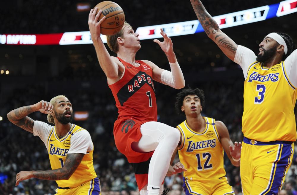 球传给外线 球传给外线